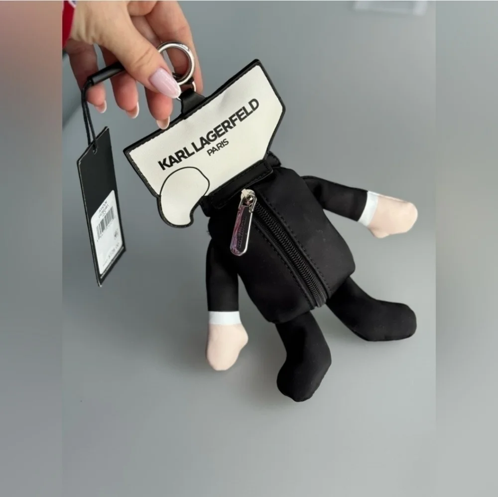 NWT Karl Lagerfeld tote keychain - Picture 3 of 6